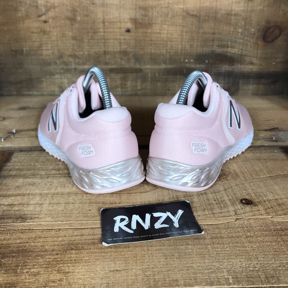 new balance fresh foam arishi pink